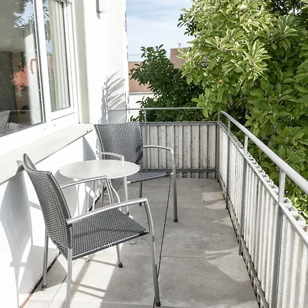 Haus Am Weinberg Oda ve Kahvaltı